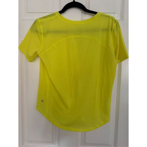 Lululemon athletic top sz small electric - Picture 2 of 2